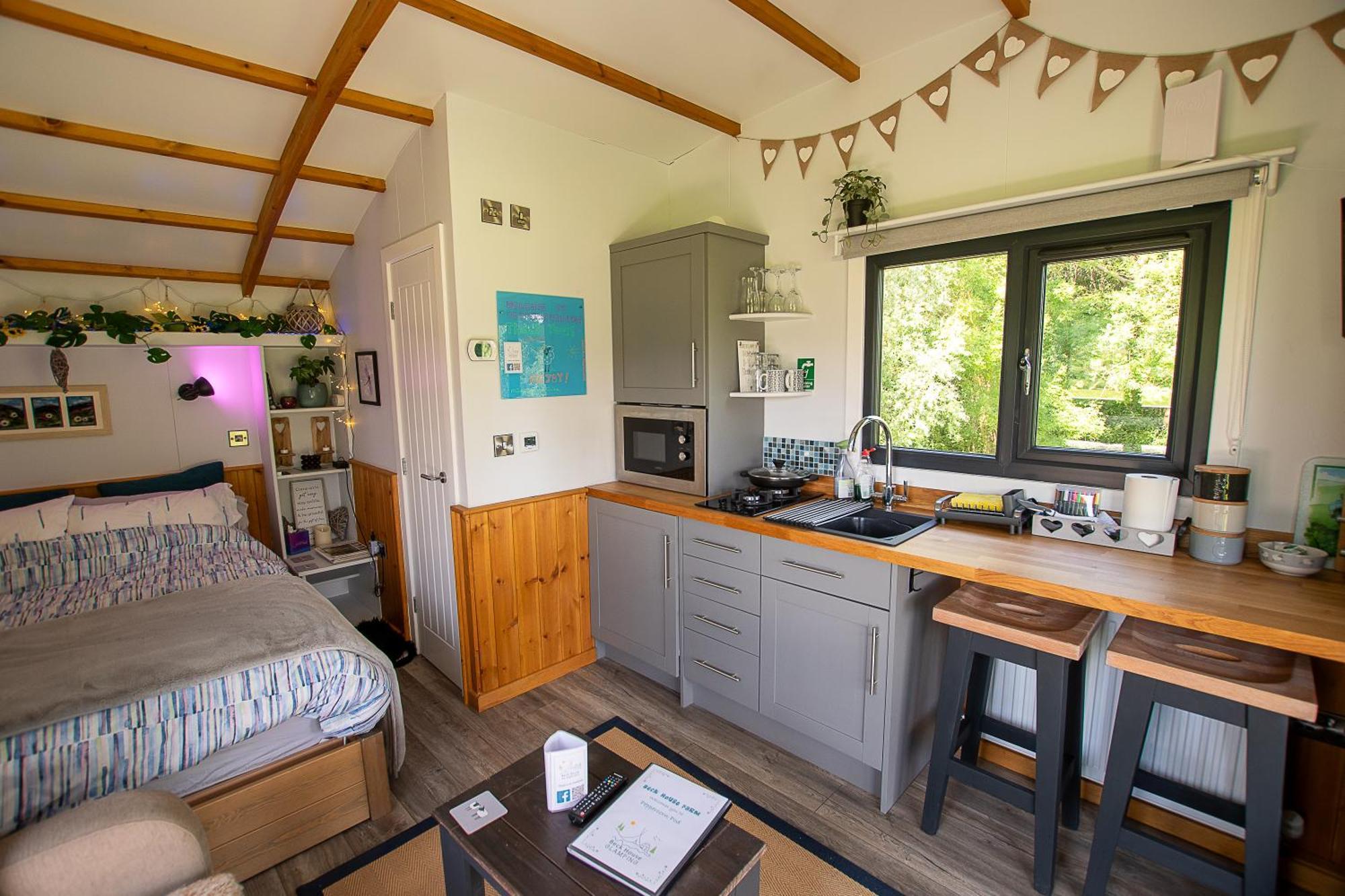 Peppercorn Pod At Beck House Glamping Campsite Salmonby